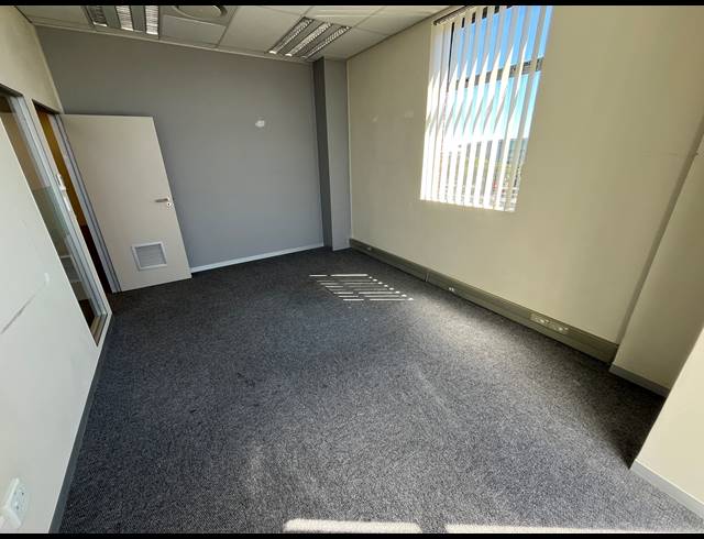 209M² BUSINESS TO LET IN MILNERTON CENTRAL
